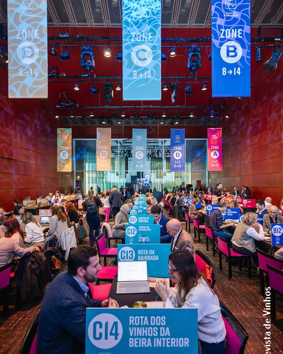 Suppliers and buyers in B2B meetings at Wine & Travel Week 2026